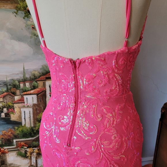 Barbie pink sequin formal gown Windsor Medium - Picture 10 of 11